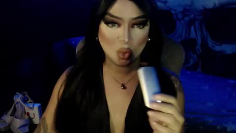 QUEEN CESS online show from 5, 11, 2025