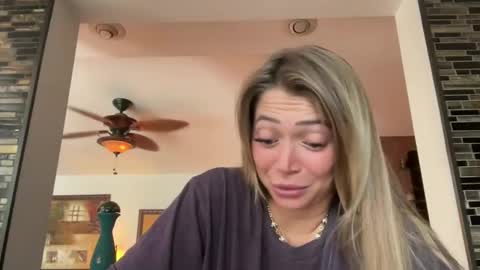 Snapshot of clairethompson01 chatting on 27, 2, 2026 Claire online show from 27, 2, 2026