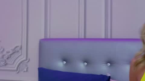 Snapshot of clarahazell chatting on 19, 12, 2024 ClaraHazel online show from 19, 12, 2024