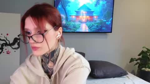 Sophie online show from 8, 11, 2025