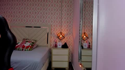 C L A R I S E  online show from 3, 1, 2025