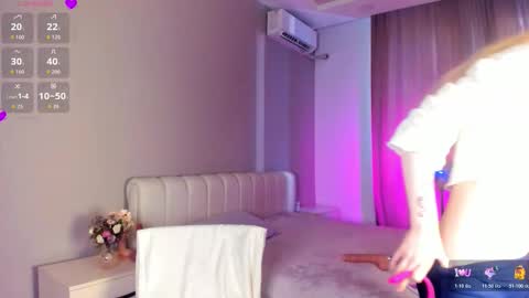 Snapshot of clarity_yumi chatting on 1, 11, 2025 Yumi online show from 1, 11, 2025