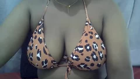 Snapshot of classy_zoey chatting on 1, 12, 2025 classy_zoey online show from 1, 12, 2025