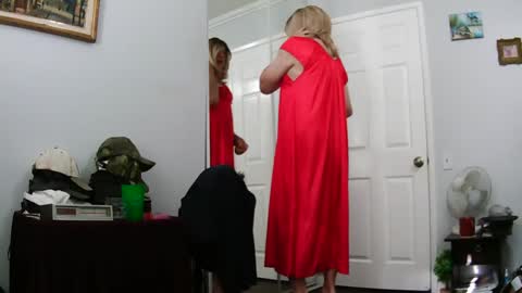 Claudia online show from 21, 1, 2025