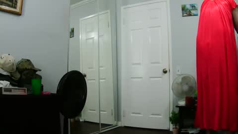 Claudia online show from 5, 2, 2025