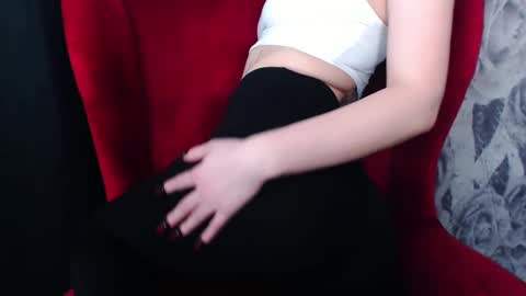 Snapshot of cleadark chatting on 3, 3, 2025 CleaDark online show from 3, 3, 2025