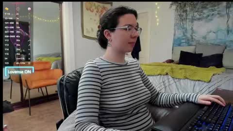 Snapshot of cleo_cam chatting on 20, 2, 2025 Cleo Schedule Updates online show from 20, 2, 2025
