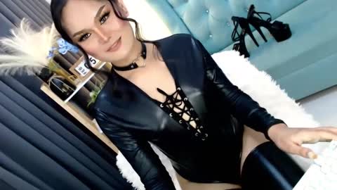 Cleo online show from 5, 2, 2025