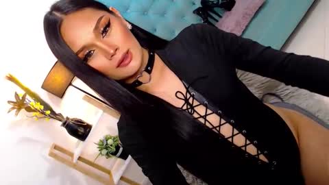 Cleo online show from 28, 10, 2025