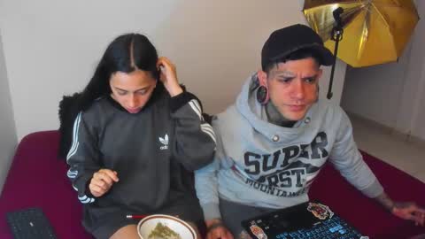 cleo y maikol online show from 27, 10, 2025