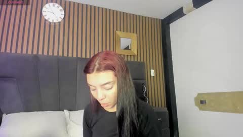 Snapshot of cleowhite_ chatting on 19, 9, 2025 cleowhite_ online show from 19, 9, 2025