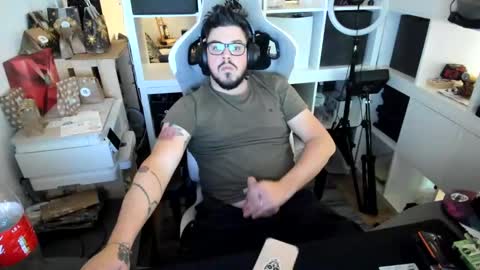 Snapshot of clitlicker1511 chatting on 4, 12, 2024 clitlicker1511 online show from 4, 12, 2024