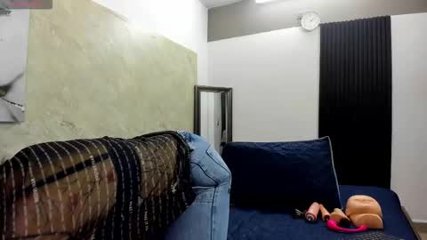 CLOE online show from 24, 11, 2025