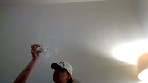 tallhungandcloudy online show from 18, 2, 2026