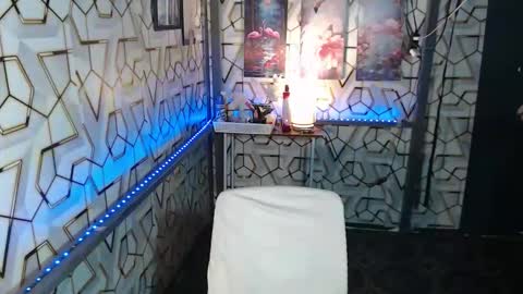 Snapshot of clyde_twinkx chatting on 13, 10, 2025 clyde_twinkx online show from 13, 10, 2025