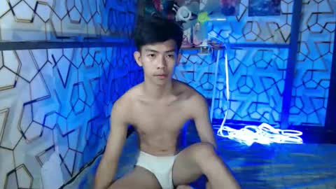 clyde_twinkx online show from 18, 1, 2026