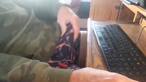 Snapshot of coach_d chatting on 22, 10, 2025 coach_d online show from 22, 10, 2025