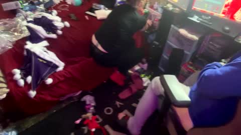 COCK N CREAMZ  WET DREAMZ online show from 14, 12, 2024