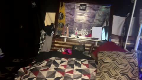 COCK N CREAMZ  WET DREAMZ online show from 18, 12, 2024