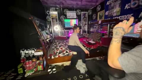 COCK N CREAMZ  WET DREAMZ online show from 26, 12, 2024