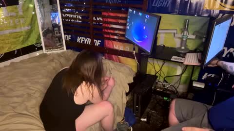 COCK N CREAMZ  WET DREAMZ online show from 8, 2, 2025