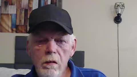 cockreadynow4u online show from 5, 12, 2025