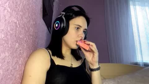 Nikki online show from 1, 10, 2025