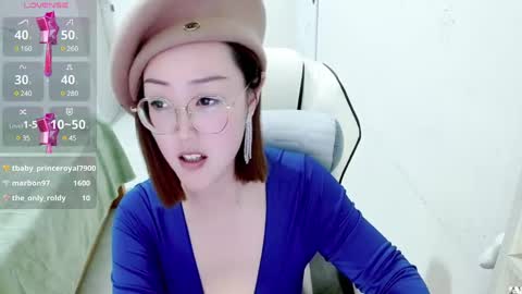 Snapshot of coco_coo chatting on 22, 2, 2025 coco online show from 22, 2, 2025