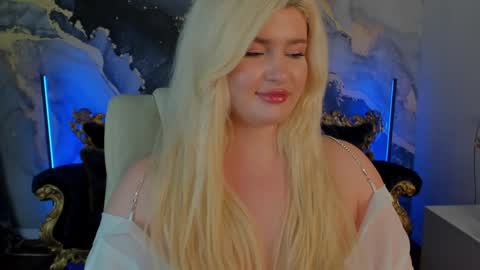 onlyfans amyleyy online show from 5, 2, 2025