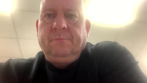 Snapshot of col4nows chatting on 27, 10, 2025 col4nows online show from 27, 10, 2025