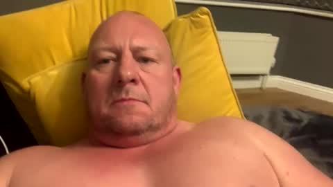 Snapshot of col4nows chatting on 12, 11, 2025 col4nows online show from 12, 11, 2025