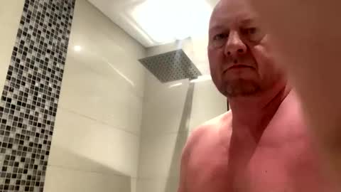 Snapshot of col4nows chatting on 5, 1, 2026 col4nows online show from 5, 1, 2026