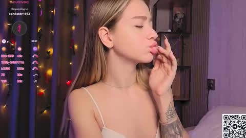 Snapshot of cold_waterfall chatting on 21, 2, 2026 Criss online show from 21, 2, 2026