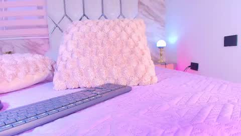 colett online show from 28, 11, 2025