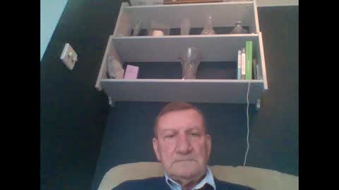 Snapshot of colinbeech chatting on 6, 1, 2025 colinbeech online show from 6, 1, 2025