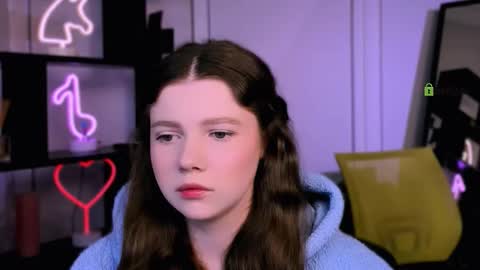 colla_white online show from 19, 1, 2026