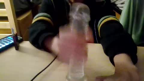 Snapshot of collegetwink2993 chatting on 23, 11, 2025 collegetwink2993 online show from 23, 11, 2025