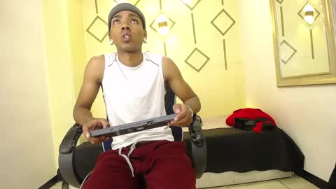 Snapshot of collemanstone chatting on 21, 11, 2025 CollemanStone online show from 21, 11, 2025