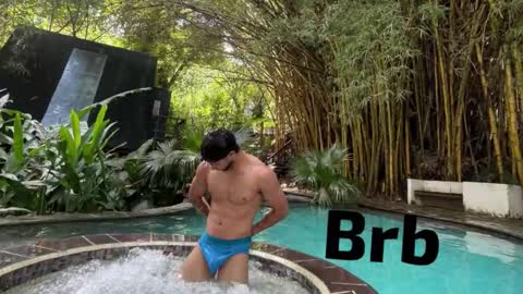 Snapshot of collins_emmett chatting on 14, 12, 2025 EMMETT COLLINS online show from 14, 12, 2025