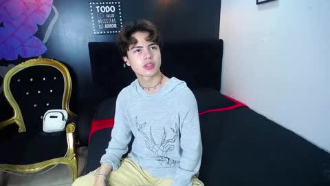 collinstone online show from 4, 3, 2025