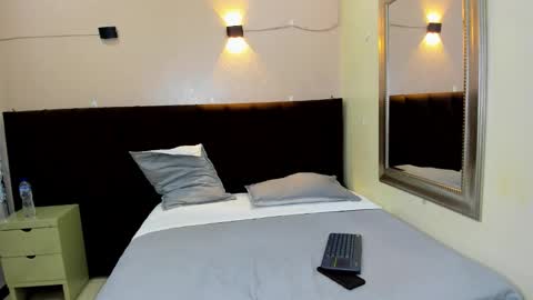 collinstone online show from 4, 11, 2025