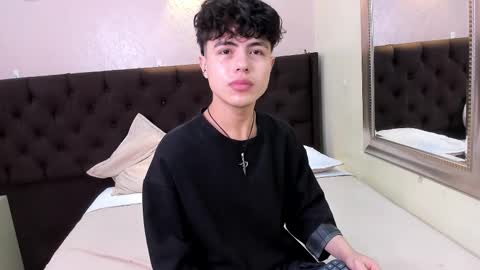 collinstone online show from 5, 11, 2025