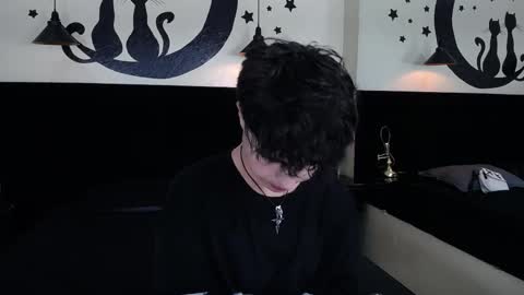 collinstone online show from 18, 11, 2025