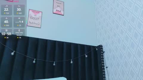 Snapshot of colombia_mommy_ chatting on 15, 10, 2025 GRETCHEN online show from 15, 10, 2025