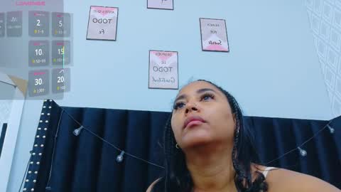 Snapshot of colombia_mommy_ chatting on 23, 10, 2025 GRETCHEN online show from 23, 10, 2025