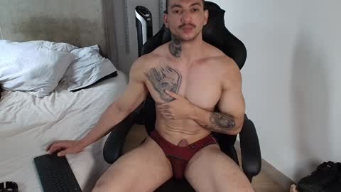 colombianmuscle8 online show from 5, 2, 2025