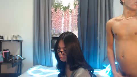 come_wet_me online show from 8, 3, 2025