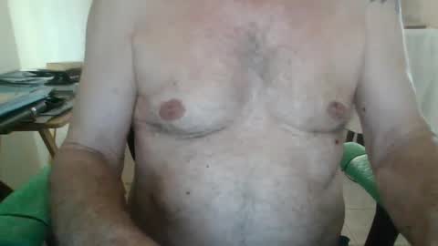 Snapshot of comeonmymouth chatting on 24, 9, 2025 comeonmymouth online show from 24, 9, 2025