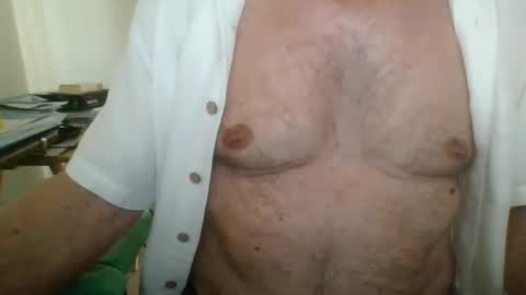 Snapshot of comeonmymouth chatting on 27, 9, 2025 comeonmymouth online show from 27, 9, 2025