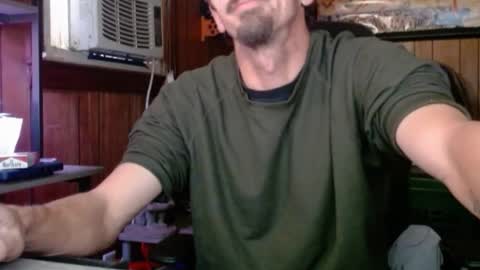 Nelson or ComicKing and sometime Peachy143 online show from 2, 12, 2025